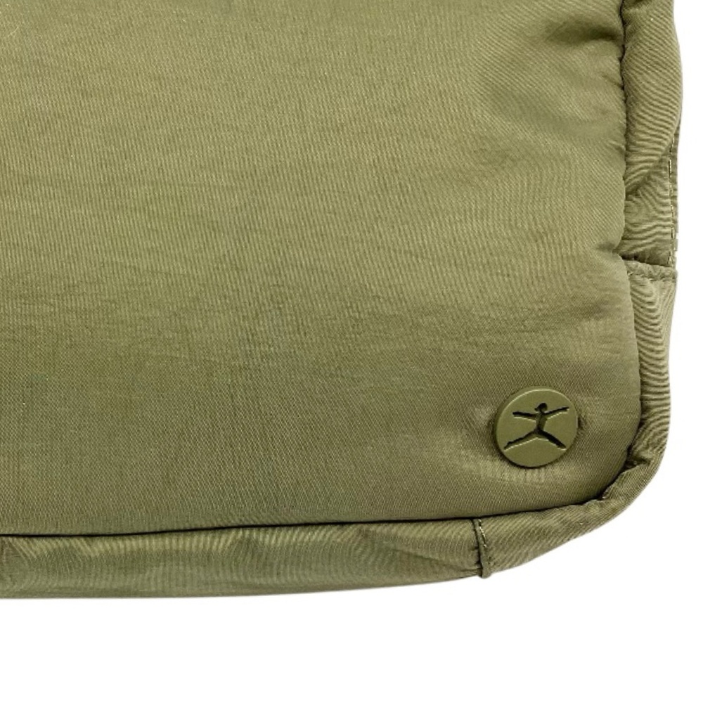Danskin Ella Neoprene Sage Belt Bag (NWT) - Picture 3 of 8